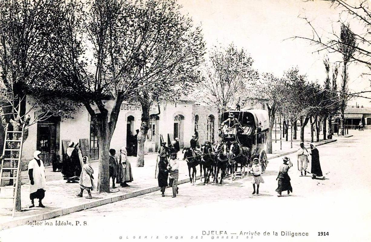 1533- Djelfa - Arrivee de la diligence - 1914.jpg